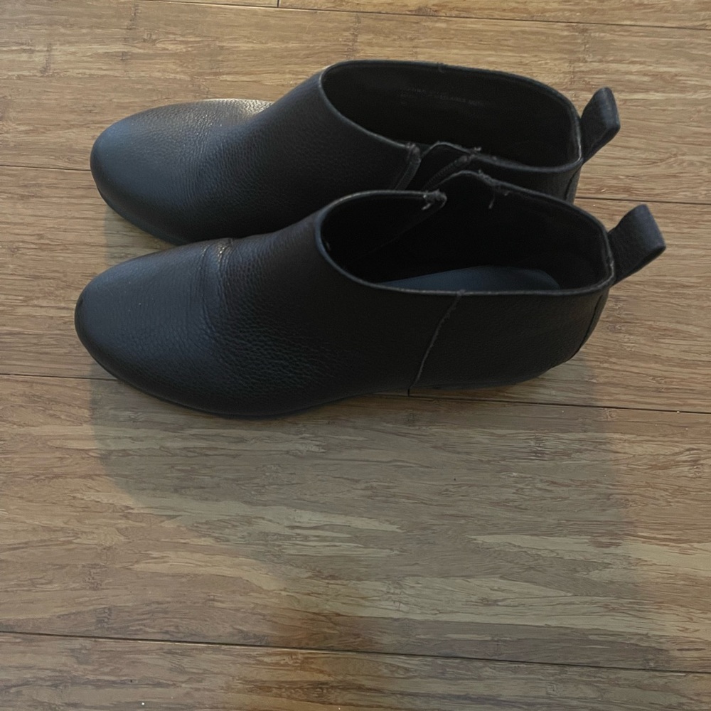 AEROSOLES Dark Brown Ankle Boots